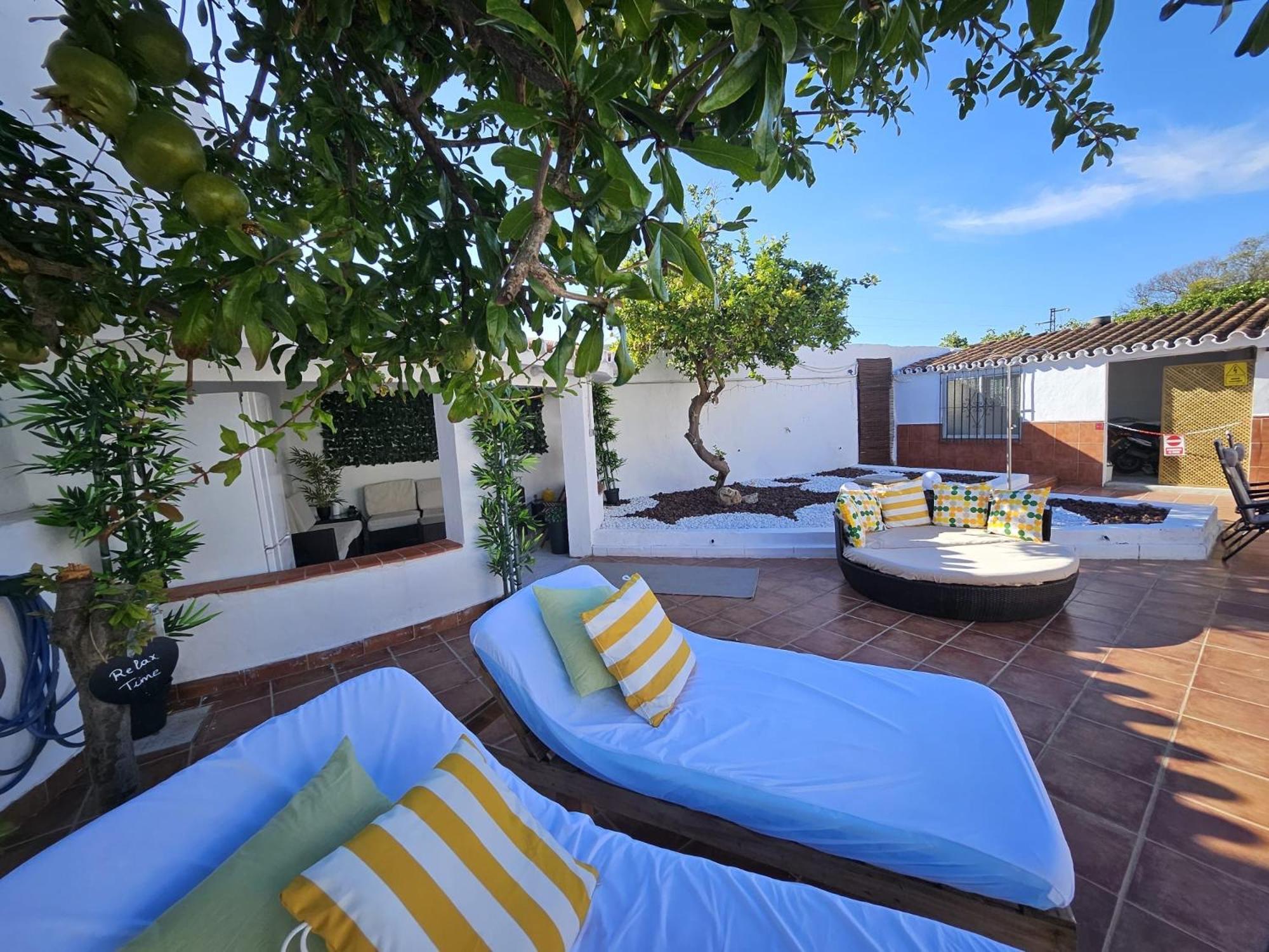 Apartamento Hevres El Capricho Málaga Exterior foto